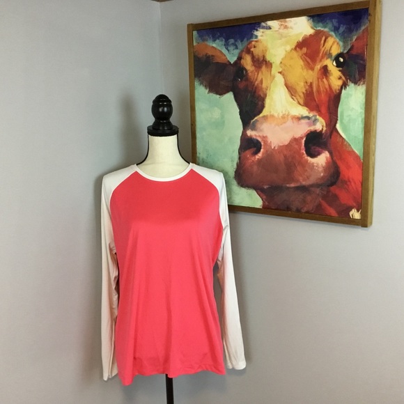 Columbia Tops - ✨HP✨Columbia Omni-Shade Top